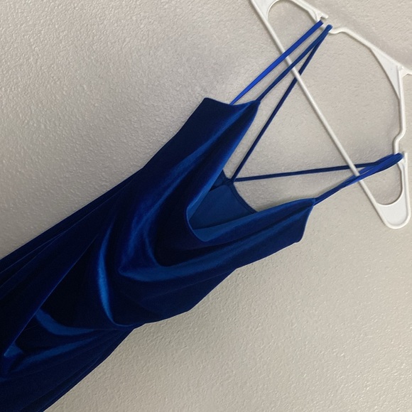 Windsor Blue Velvet Dress - Picture 2 of 2